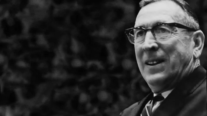 John Wooden Biography: Age, Net Worth, Children, Wife, Height, Nationality, Death