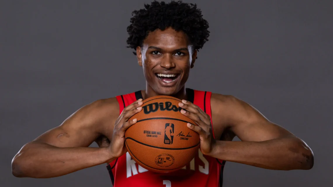 Amen Thompson Biography: Twin Brother, Age, Net Worth, Parents, Girlfriend, Team, Salary, Height