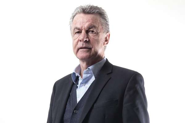 Ottmar Hitzfeld Biography: Football Team, Age, Net Worth, Siblings, Parents, Height, Wife Ottmar Hitzfeld Biography: Football Team, Age, Net Worth, Siblings, Parents, Height, Wife