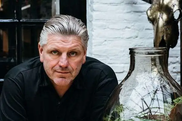 Jonnie Boer Biography: Age, Spouse, Videos, Cookbooks, Restaurant, Net Worth, Wikipedia, Children, Ethnicity, Nationality