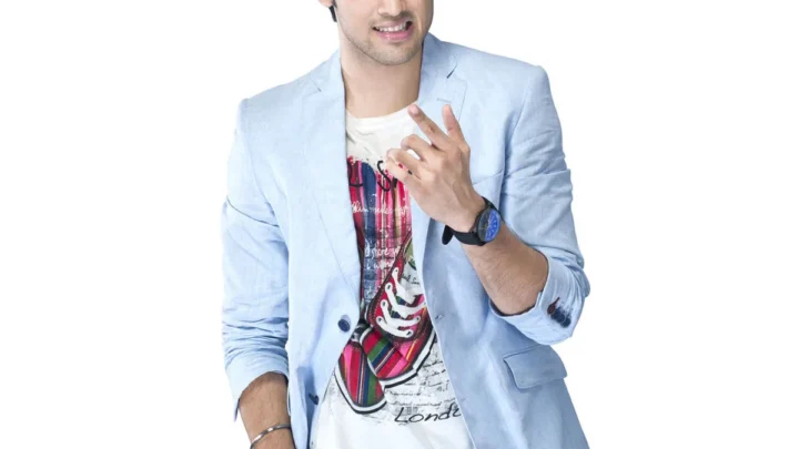 Parth Samthaan Biography: Relationship, Age, Net Worth, Siblings, Parents, Height, Movies