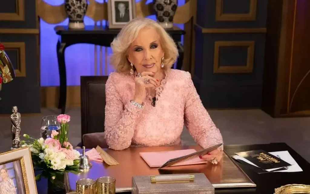 Mirtha Legrand Biography: Age, Net Worth, Siblings, Parents, Height, Movies, Children, Husband, Awards