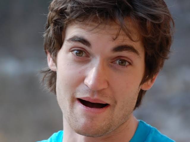 Ross Ulbricht Bio: Wife, Net Worth, Pardon, Age, Parents, Bitcoin, Twitter, Laptop, Family