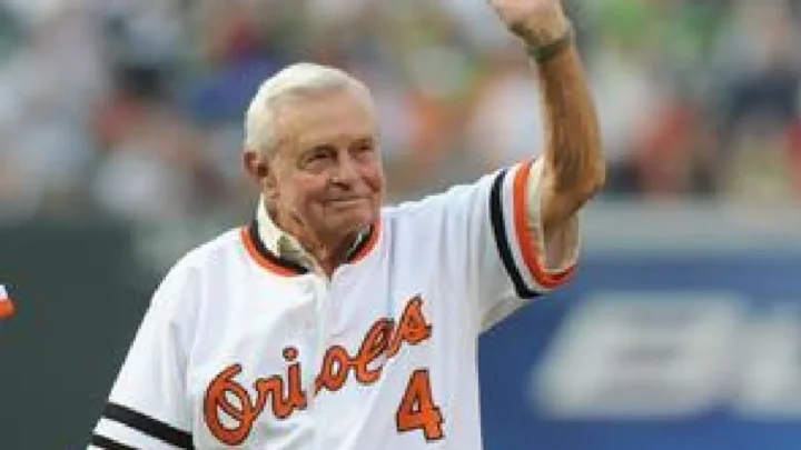 Earl Weaver Biography: Age, Children, Wife, Net Worth, Parents, Awards, Height, Death