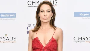 Claire Forlani
