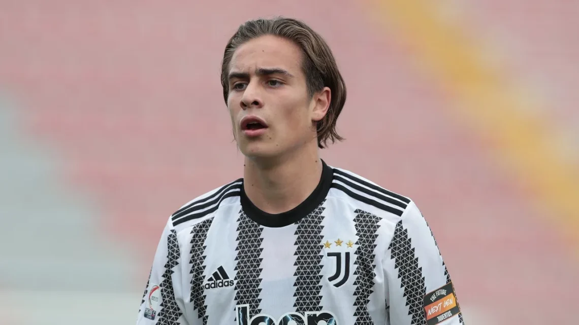 Kenan Yıldız Biography: Siblings, Parents, Height, Current Team, Loan, Salary, Net Worth, Girlfriend, Age