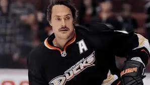Teemu Selanne Biography: Age, Height, Net Worth, Team, Wife, Stats, Hockey League, Awards