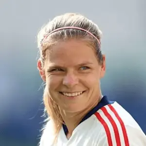 Eugénie Le Sommer Biography: Height, Age, Net Worth, Siblings, Parents, Girlfriend, Team, Goals, Salary