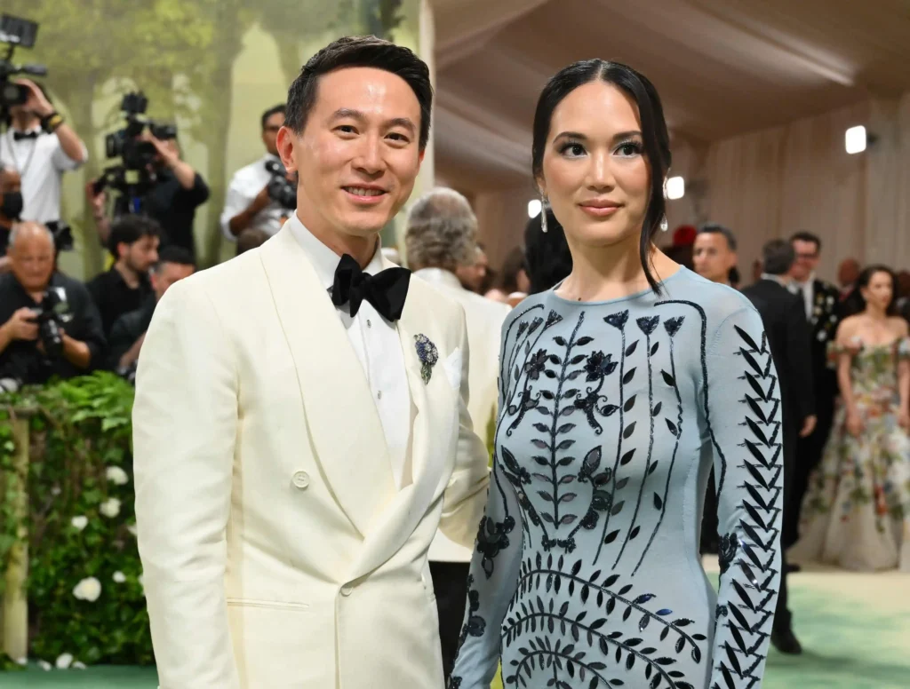Vivian Kao Biography: Age, Net Worth, Instagram, Spouse, Height, Wiki, Parents, Siblings, Children