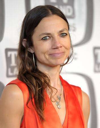 Justine Bateman Biography: Movies, TV Shows, Age, Net Worth, Wikipedia, Height, Parents, Children, Siblings, Spouse Justine Bateman Biography: Movies, TV Shows, Age, Net Worth, Wikipedia, Height, Parents, Children, Siblings, Spouse