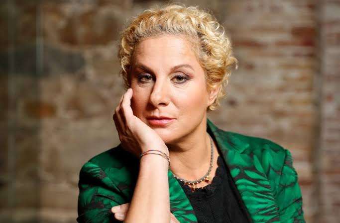Ana Roš Biography: Net Worth, Spouse, Age, Wikipedia, Videos, Cookbooks, Restaurant, Parents, Siblings Ana Roš Biography: Net Worth, Spouse, Age, Wikipedia, Videos, Cookbooks, Restaurant, Parents, Siblings