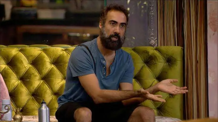 Ranvir Shorey Biography: Ex-Wife, Age, Net Worth, Siblings, Parents, Height, Son, Movies, TV Series