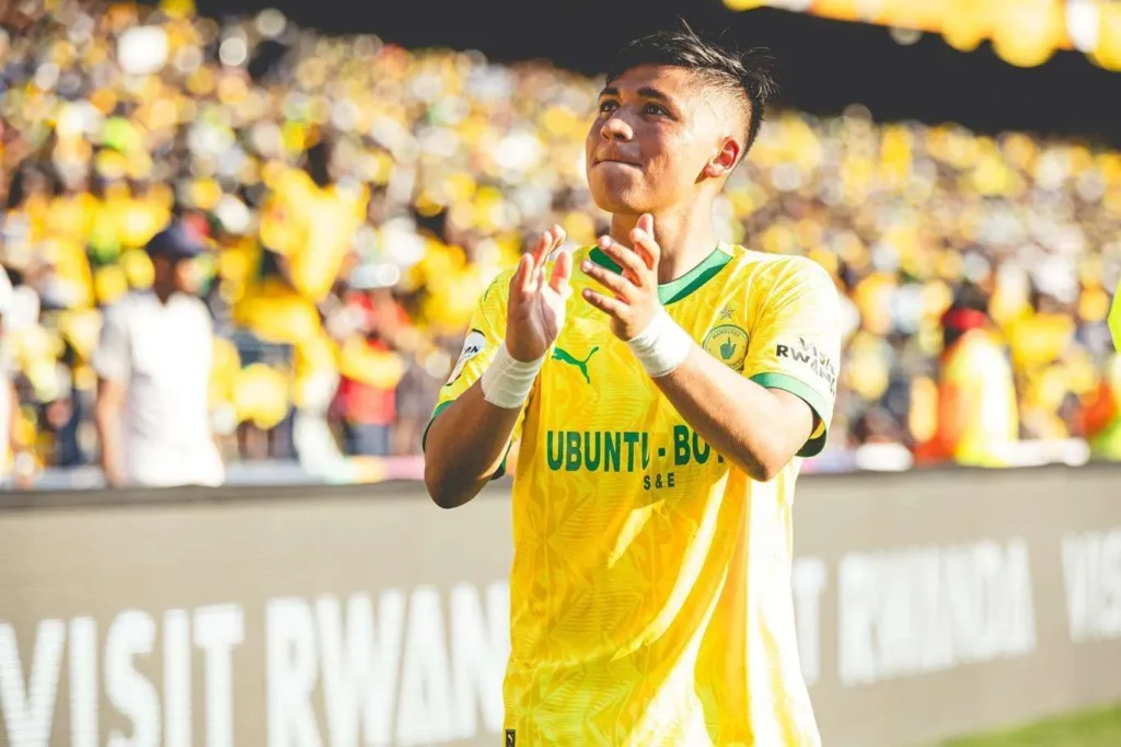 Marcelo Allende Biography: Age, Goals, Net Worth, Parents, Siblings, Current Team, Girlfriend, Salary, Transfers