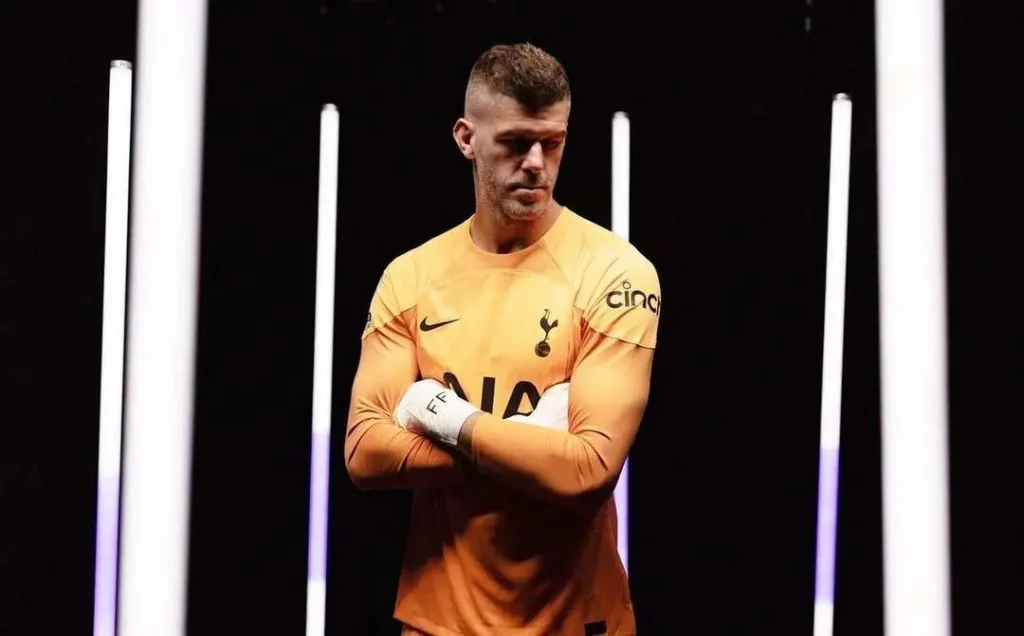 Fraser Forster Biography: Transfer, Age, Net Worth, Awards, Parents, Height, Children, Salary, Football Team, Wife