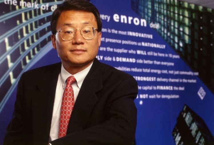 Lou Pai Biography: Wife, Net Worth, Age, Children, House, Daughter, Parents, Family
