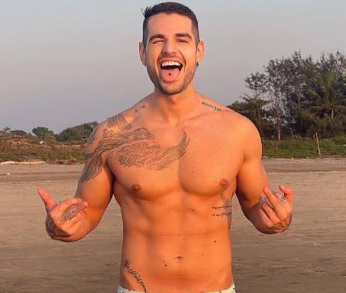 Aleksandar Alex Ilic Biography: Girlfriend, Age, Net Worth, Siblings, Parents, Height, Movies