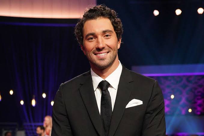 Joey Graziadei Biography: Siblings, Parents, Height, Age, Net Worth, Girlfriend, Movies