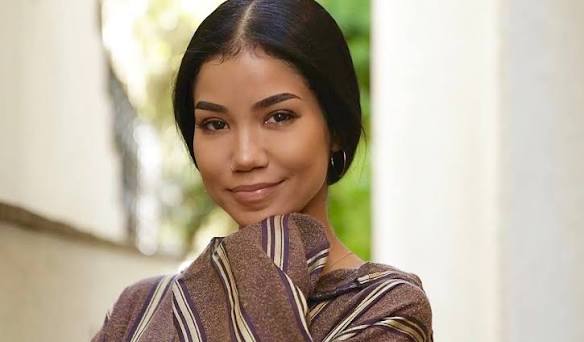 Jhene Aiko Biography: Songs, Husband, Age, Net Worth, Siblings, Parents, Height, Singles, Albums, Eps, Awards