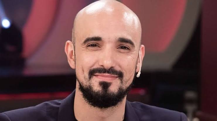 Abel Pintos Biography: Wife, Age, Net Worth, Siblings, Parents, Height, Child, Songs