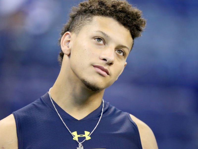 Patrick Mahomes: From Family Man to the NFL’s Wealthiest Young Star