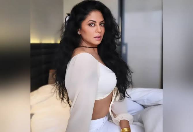 Kavita Kaushik Biography: Husband, Age, Net Worth, Siblings, Parents, Height, Child, Awards, Movies