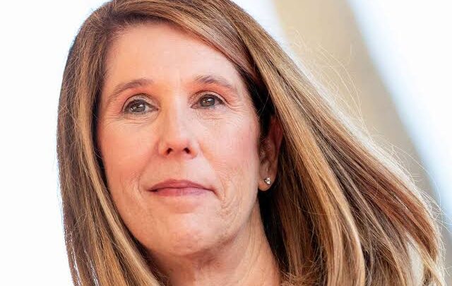 Cass Elliot’s Daughter, Owen Elliot-Kugell Biography: Husband, Daughter, Children, Wikipedia, Age, Net Worth, Book
