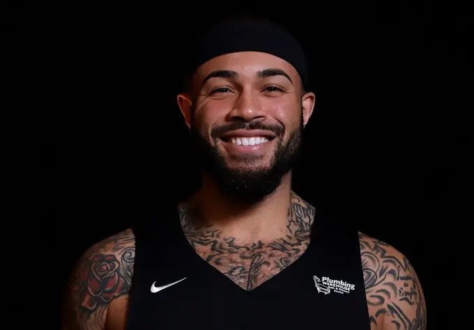 Grandy Glaze Biography: Spouse, Parents, Salary, Age, Net Worth, Basketball Team, Siblings, Awards