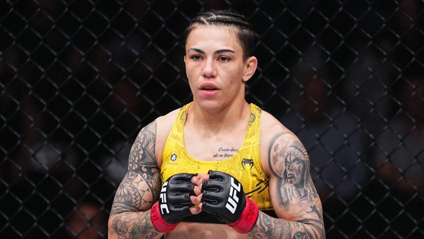 Jéssica Andrade Biography: Age, Net Worth, Siblings, Parents, Height, Boyfriend, Awards
