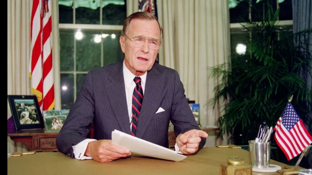 George H. W. Bush Biography: Wife, Age, Net Worth, Siblings, Parents, Height, Political Party, Children, Death