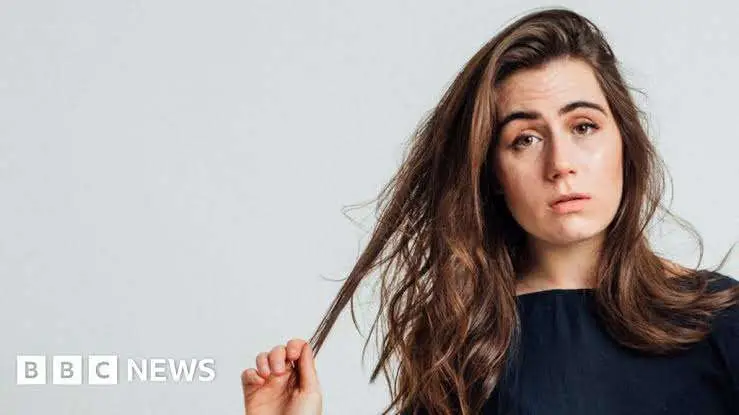 Dodie Biography: Songs, Music Group, Parents, Siblings, Height, Boyfriend, Age, Net Worth, YouTube, Wiki