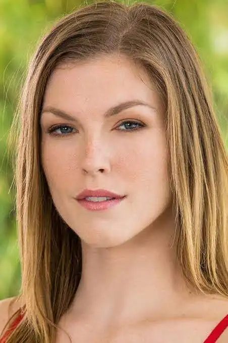 Ella Nova Biography: Movies, Books, Net Worth, Age, Wikipedia, Instagram, Nationality, Height, Parents