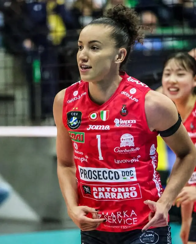 Gabriela Guimaraes Biography: Olympics, Age, Net Worth, Wikipedia, Nationality, Ethnicity, Height, Husband, Instagram
