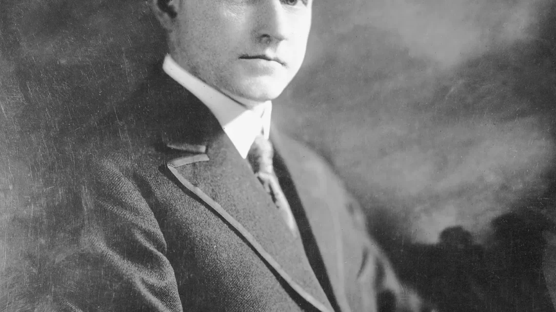 Calvin Coolidge Biography: Height, Children, Wife, Age, Net Worth, Siblings, Parents, Obituary Calvin Coolidge Biography: Height, Children, Wife, Age, Net Worth, Siblings, Parents, Obituary