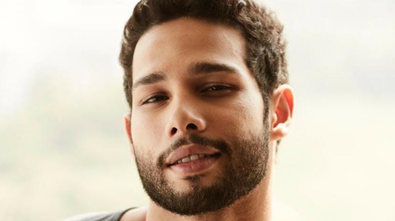 Siddhant Chaturvedi Biography: Girlfriend, Age, Net Worth, Siblings, Parents, Height, Films, TV Series