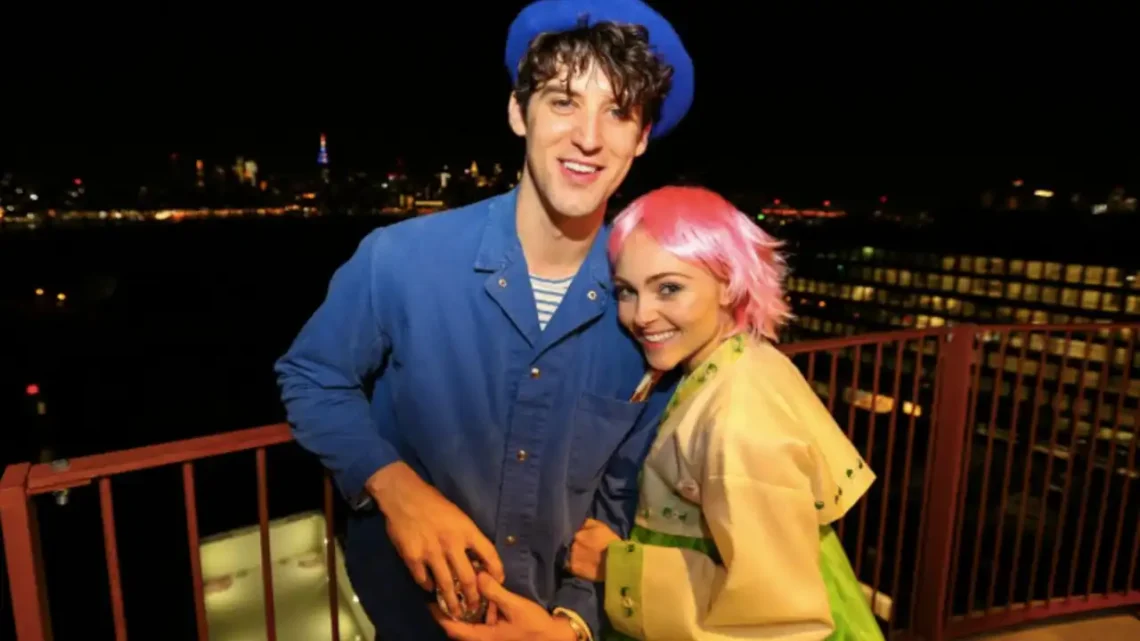 AnnaSophia Robb’s husband, Trevor Paul Biography: Net Worth, Age, Height, Parents, Wikipedia