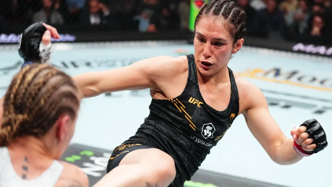 Alexa Grasso Biography: Boyfriend, Age, Net Worth, Siblings, Parents, Height, Weight, Awards