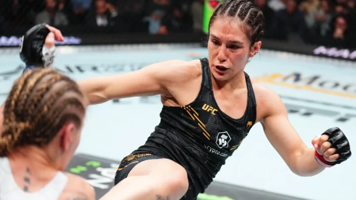 Alexa Grasso Biography: Boyfriend, Age, Net Worth, Siblings, Parents, Height, Weight, Awards