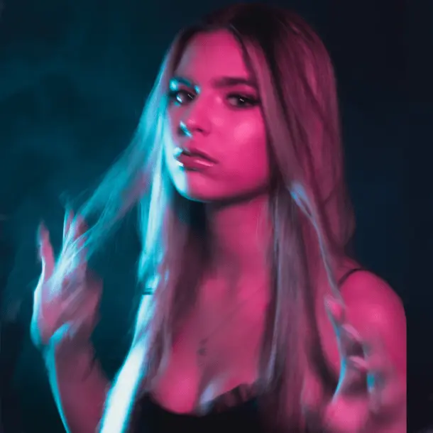 Naomi Jane Biography: Songs, Movies, Age, Net Worth, Instagram, Husband, Parents, Siblings, Height