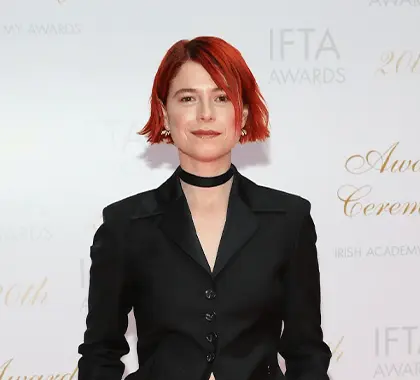 Jessie Buckley Biography: Movies, Net Worth, Age, Wiki, Pictures, Boyfriend, Height