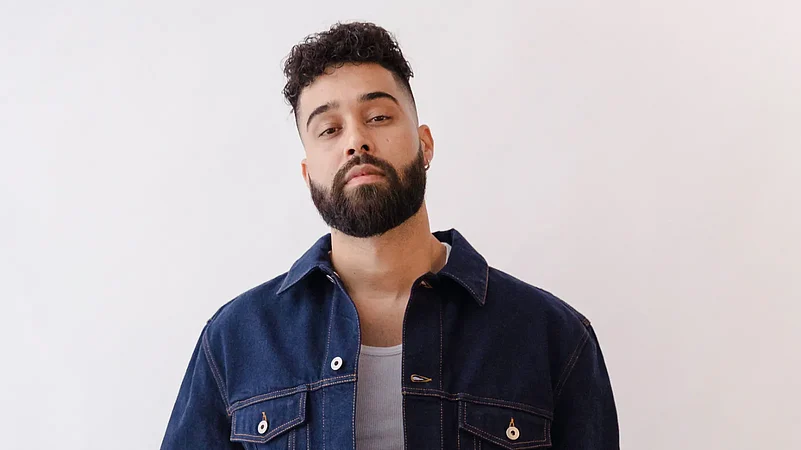 AP Dhillon Biography: Age, Net Worth, Siblings, Parents, Height, Singles, Eps, Albums, Dating Life