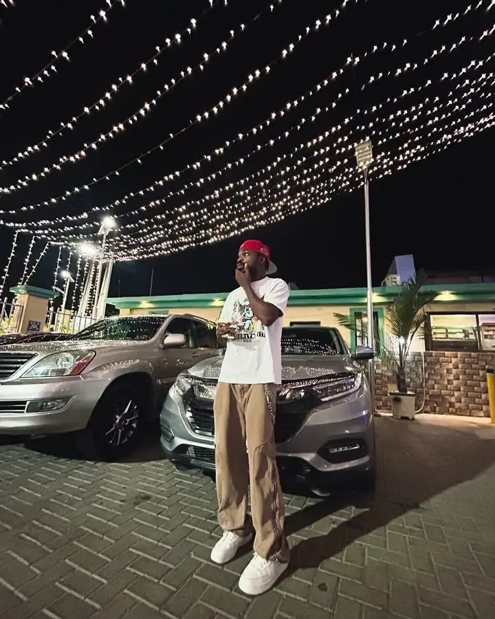 Itz Fynext Biography: Girlfriend, Age, Net Worth, Siblings, Parents, Height, Purple Speedy