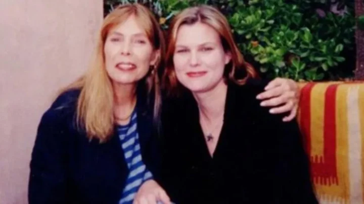 Joni Mitchell’s Daughter, Kelly Dale Anderson Biography: Wikipedia, Instagram, Husband, Education, Age, Net Worth, Children, Parents