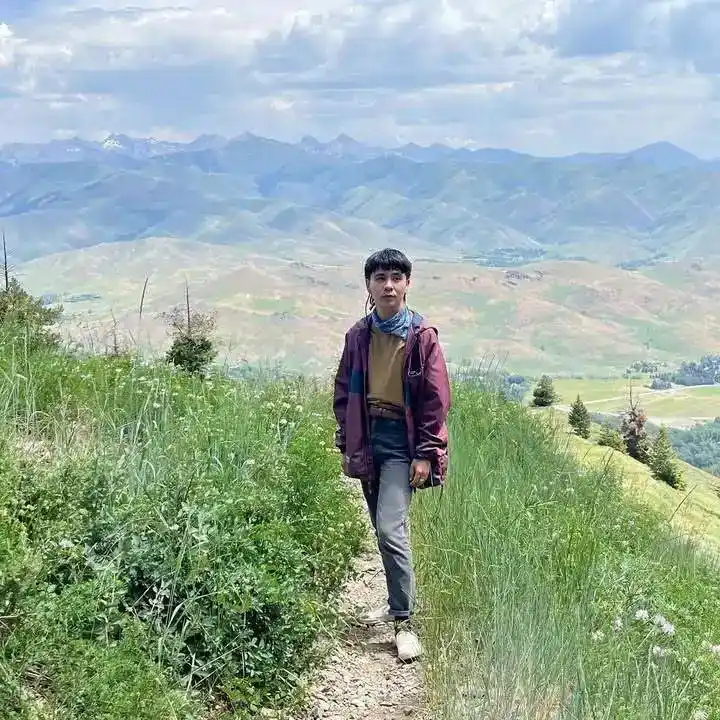Ocean Vuong Biography: Novels, Age, Net Worth, Siblings, Parents, Height, Books, Wife