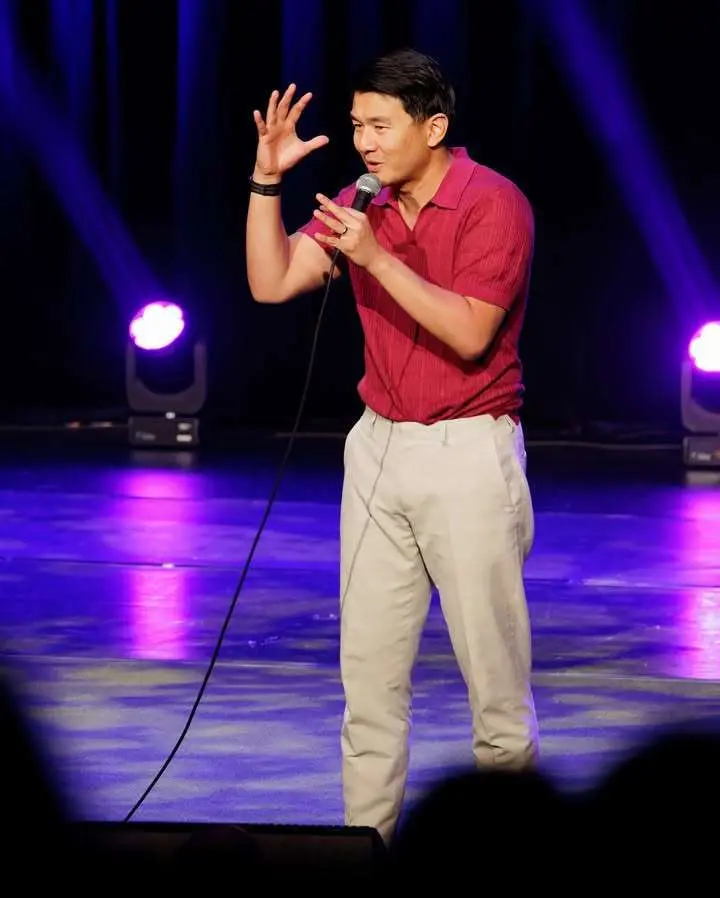 Ronny Chieng Biography: Awards, Wife, Age, Net Worth, Movies, Parents, TV Shows