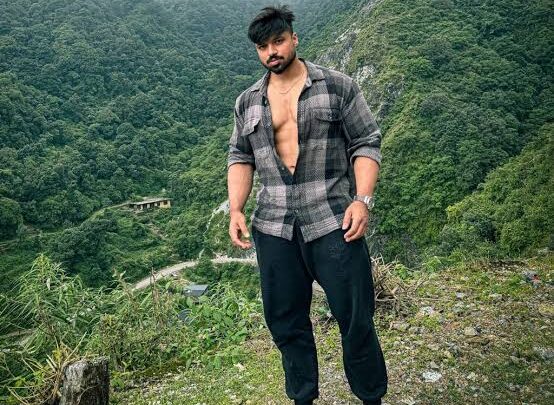 Who is Fit Minds Singha? Sourav Singha Rajput Bio: Age, Parents, Siblings, Net Worth, Height, Girlfriend, Weight