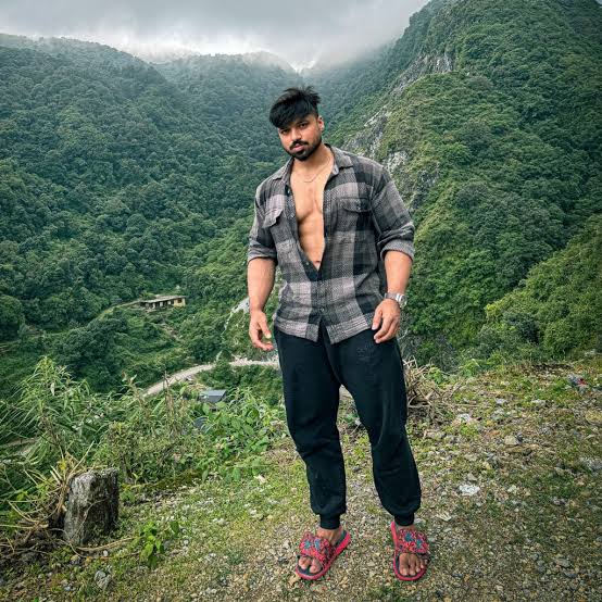 Who is Fit Minds Singha? Sourav Singha Rajput Bio: Age, Parents, Siblings, Net Worth, Height, Girlfriend, Weight