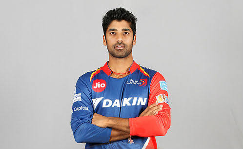Shashank Singh Biography: Siblings, Parents, Height, Age, Net Worth, Team, Dating Life, Child