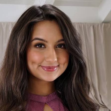 Eliza Ibarra Biography: Wikipedia, Profile, Nationality, Age, Net Worth, Movies, Parents, Height