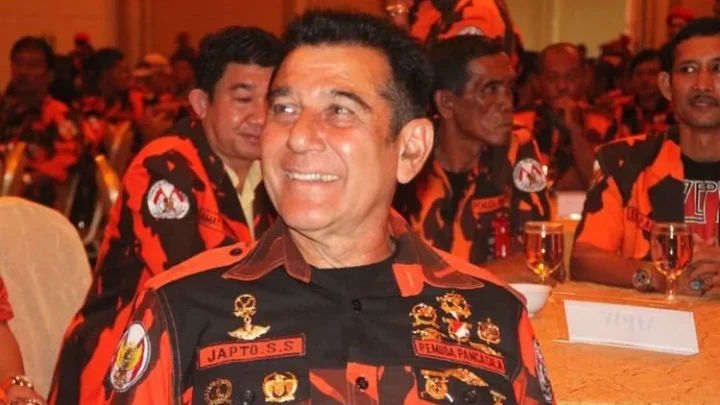 Yapto Soerjosoemarno Biography: Parents, Siblings, Wife, Children, Age, Net Worth, Position
