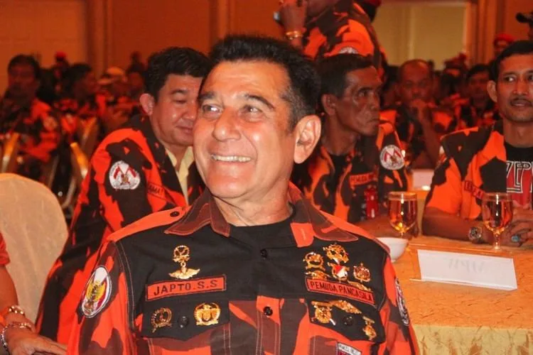 Yapto Soerjosoemarno Biography: Parents, Siblings, Wife, Children, Age, Net Worth, Position